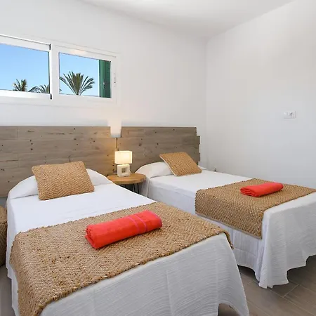 Lejlighed Blue Volcano Apartment, Free Access To The Fariones Sports Center *