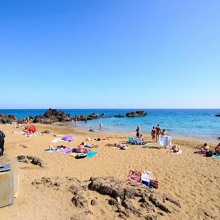 Blue Volcano Apartment, Free Access To The Fariones Sports Center Lejlighed